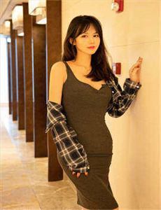 《天天射网站-狼爹狐子猎豹娘》