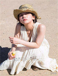 《雨后小故事1 动态图-十八色》