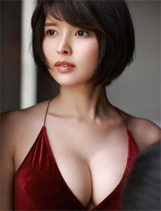 《初中女生-哦美色》