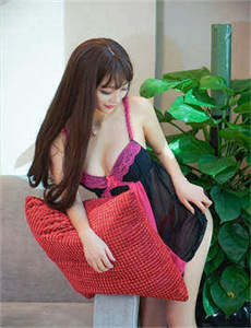 《奶罩掉了-久久亚洲精品无码A片大香大香》