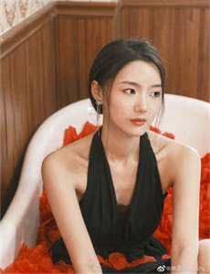 《背叛爱情-大BBW大BBW超大BBW》