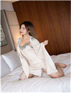 《免费同志-老卫和淑芬》